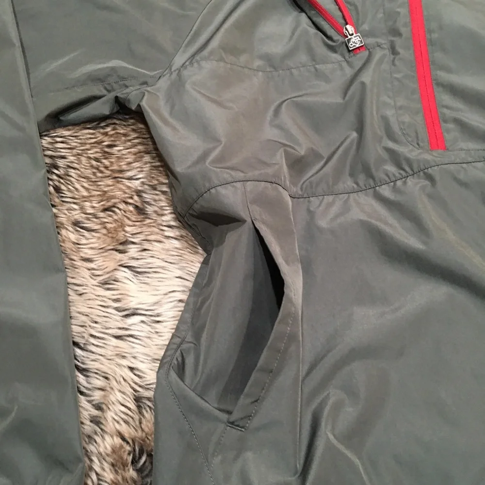 Oakley Packable Quarter Zip Pullover Technical Jacket Gray/Red *Size S*